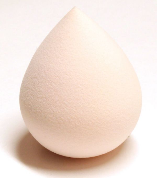 Makeup sponge, beige